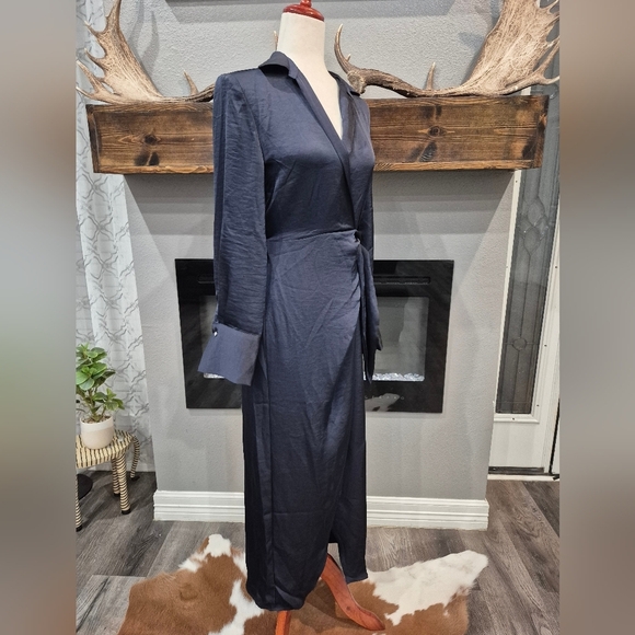 House Of Harlow 1960 Dress Size XSP, Elegant Navy Wrap Dress, NWT - Picture 4 of 6